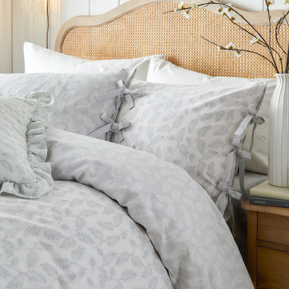 Wylder Chloe Soft White Reversible Duvet Cover Set